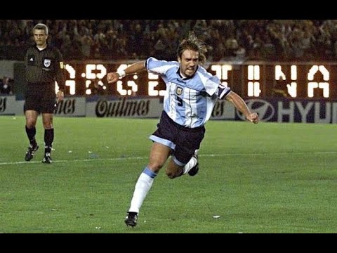 Argentina vs. Uruguay | KOREA/JAPAN 2002 | FIFA World Cup Qualifier (8-10-2000)