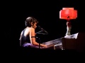 Norah Jones "Love Me" @ Olympia (Paris) 