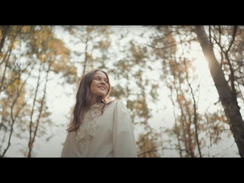 anMari - Daj mi serce swe (Official Video)