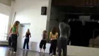 Romayo teaching &quot;Candy coated sugar sex&quot; by Kaila Yu