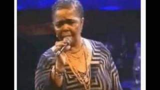 ♫ Cesaria Evora - Tchinchirote ♫