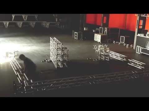 Hallenbeben (Hinter den Kulissen)