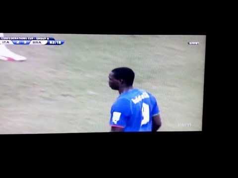 Luiz Gustavo pushes Mario Balotelli