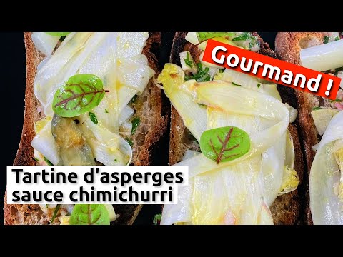 Tartine d'asperges, sauce chimichurri