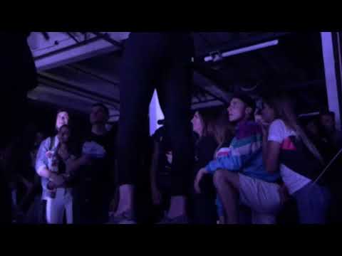 Вверх FREDDY RED