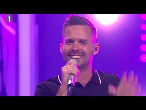 ANSAMBEL STIL - CARPE DIEM (NA GLAVO V PETEK ZVEČER)