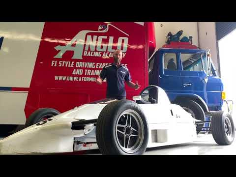 🏆 Customer Car - Historic 1988 Reynard 🏆