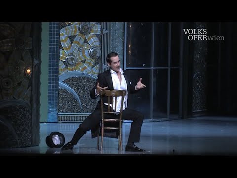 O Vaterland du machst bei Tag | 2021 | Alexandre Beuchat