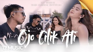 Download lagu Dini Kurnia Feat. Mufly Key - OJO CILIK ATI || Fyp On TikTok!!! mp3 Download lagu Dini Kurnia Feat. Mufly Key - OJO CILIK ATI || Fyp On TikTok!!! mp3