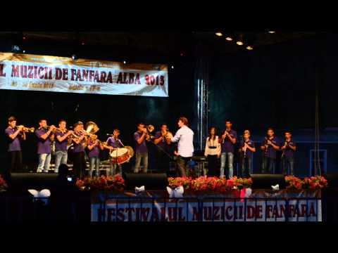 Fanfara ,,Rotaria jr ,, din Vaslui la Festivalul Fanfarelor din Alba Iulia