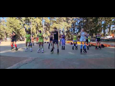 ROUBANDO A CENA Tília, DENNIS, Mc Kevin O Chris - (Kangoo Dance)