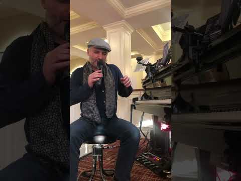 A Foggy Day In London Town - Frank Sinatra