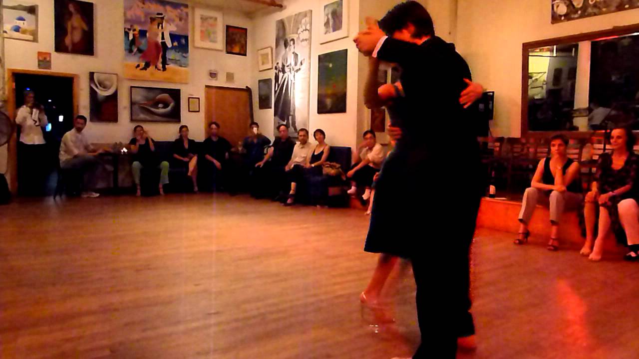 Dominic Bridge y Maria Elena Ybarra - Lafayette Grill, New York 1/2