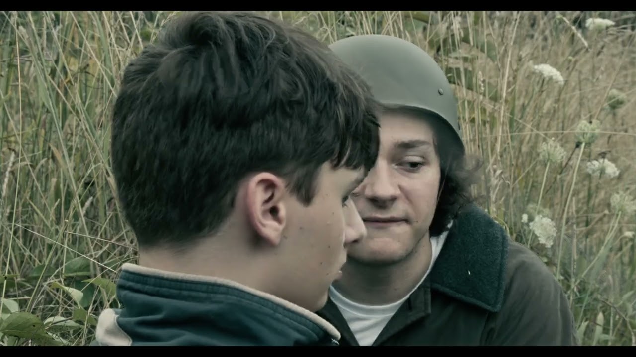 Miniature de la vidéo The Death of the Last Child - A short film by Brendan Donnelly du film The Death of the Last Child