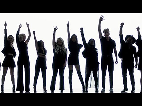 Pitch Perfect 3 vs. The Voice - 90* Cups Freedom! | official music video (2017)