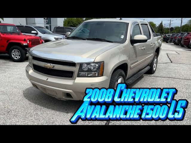 2008 Chevrolet Avalanche 1500 LS in Cars & Trucks in Sarnia