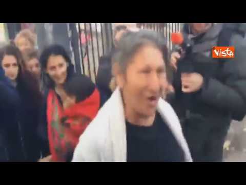 Il parassita che vive in pelle Come tratta vermi a 2 bambini estivi