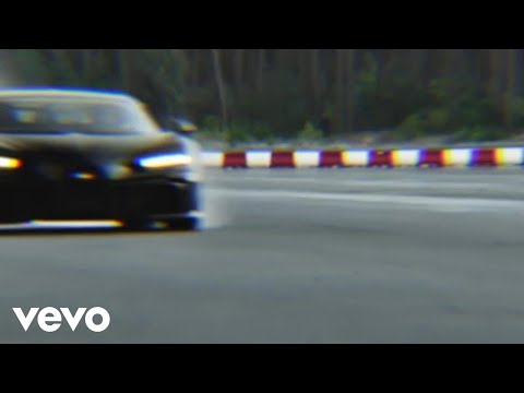 Rassy Bugatti - Standin on business