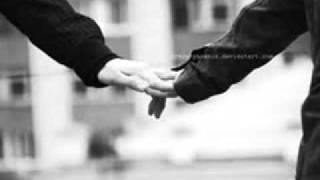 Otan eisai edw.... Remos.