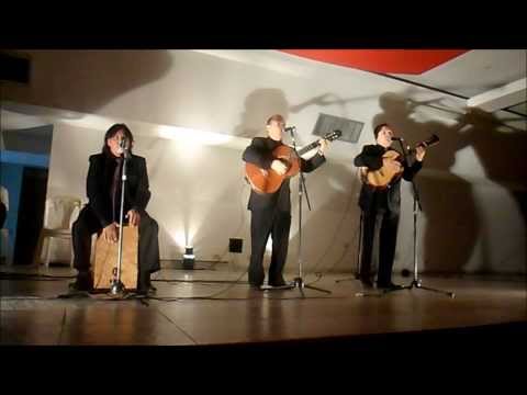 TRIO LA ESCALA - CUANDO LLORA MI GUITARRA