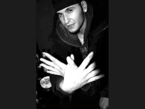 Kobra a.k.a Helmusi-Mesazh Momental