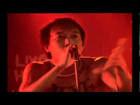 Japanese Indie Rock Band Babamania Perform In English