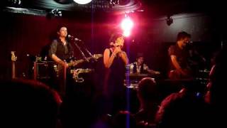 Natalie Imbruglia - Fun - The Luminaire, London 12/08/09