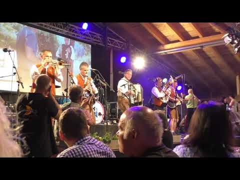 Lechner Buam - Beim Trachtenfest