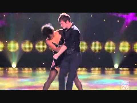 211 Ellenore and Jakob's Broadway (Part 1 the performance) Se6Eo23.