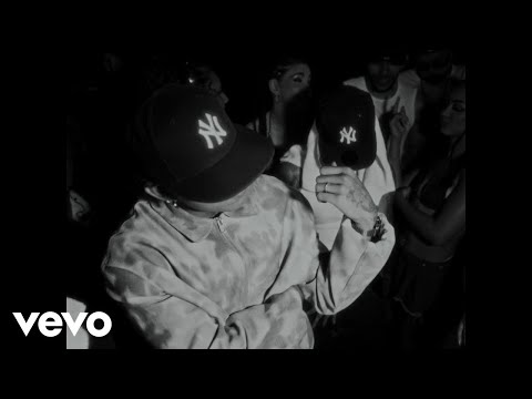 Beéle - mad koknut (Performance/Lyrics)