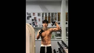 Download lagu Perfect body with the perfect smile | iKON Junhoe version 😍. #shorts mp3