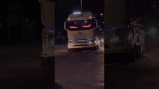 ¿Asusta más un trailer con ojos que un fantasma?