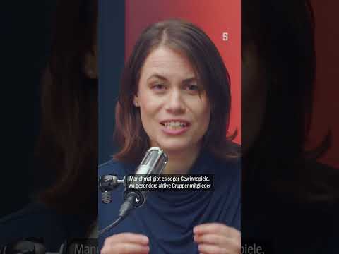 Video Thumbnail: Im Gruppenchat der Scammer – Firewall | DER SPIEGEL Shorts