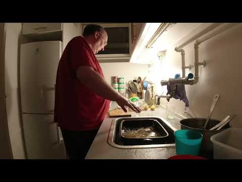 MongoTV_4092 - MIN JUL 2019 - Del 7 - Mongo Madskole - Skrælle Kartofler Til 2 Dage Juleaften