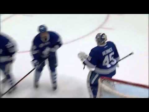 Wonderful glove save by Bernier @ Penguins