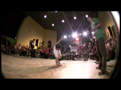 Sticky Ruckus vs. Got Skillz semifinal battle @ Payback 2009 (Taukojalka.com)