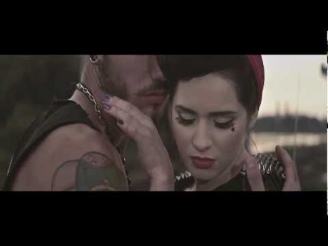 Ewelina Lisowska - Nieodporny Rozum (Official Music Video)