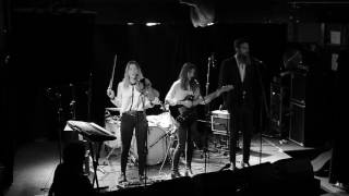 Gabriella Cohen performs 'I Waited So Long' live at The Gasometer