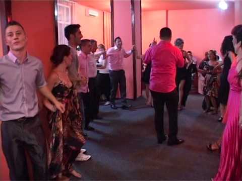Biaca Adrian 0748902851 Live la Nunta Severin 2013 pt 2