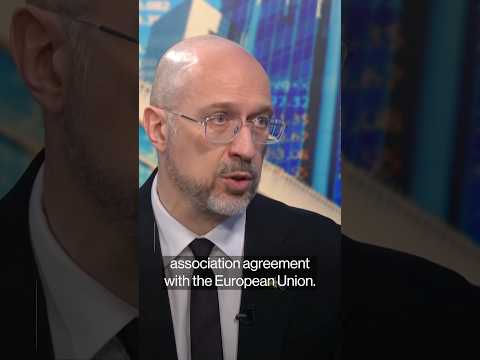 #Ukraine sends delegation to Washington to talk about the minerals deal #war #politics