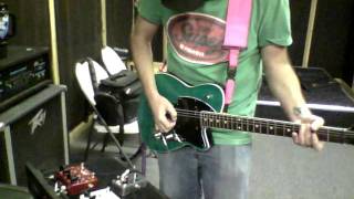 Video thumbnail for Basic Audio ZIPPY fuzz demoed by Bobby DeVito HCFX Pedal Party by Robert DeVito