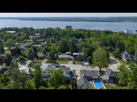 39 Eugenia St, Barrie, ON