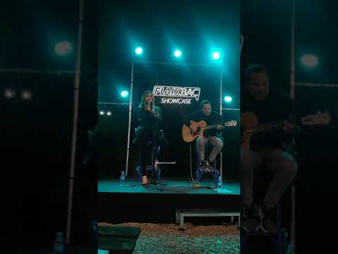Ana Mena - Se iluminaba (En Acústico) | #FlaixBacShowcase