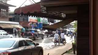 preview picture of video 'Songkran 2014 Ban Muang - Sakon Nakhon'