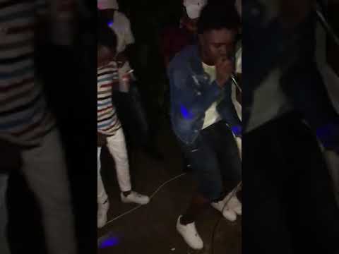 Lyrical Gad - performance