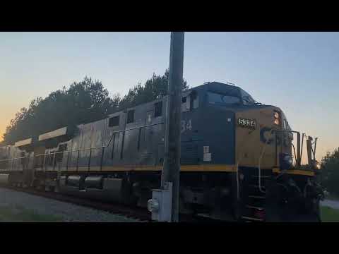 CSX 5334 leading the evening time L635 pass McDowell siding on 3-26-25