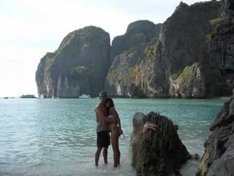 Alex Gold - Stranded In Paradise (Original Mix)