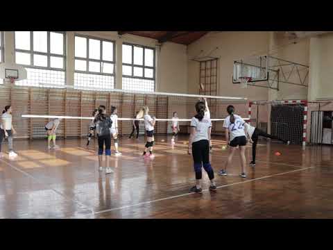 OK Roda mlade nade vezbaju