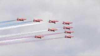 preview picture of video 'The Red Arrows at Waddington 2nd July 2011'
