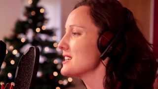 Kate O' Callaghan -  The Holly and The Ivy (Official Music Video)